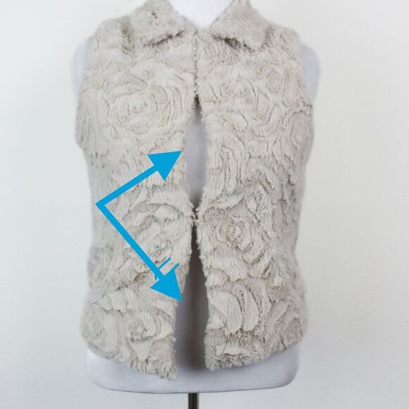 Betsey Johnson Size M Faux Fur Vest Rosette Swirl Cheetah Cream - Picture 10 of 12